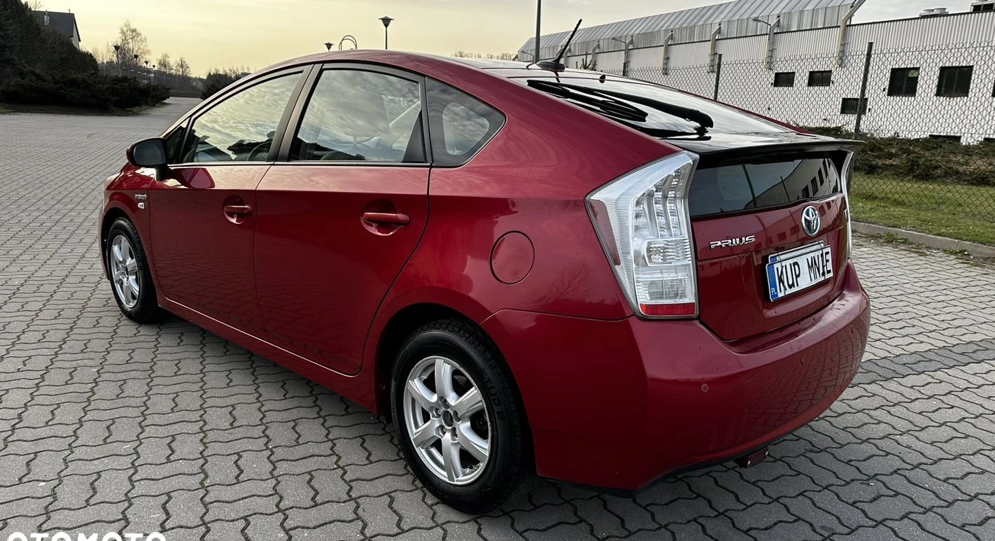 Toyota Prius cena 37770 przebieg: 224881, rok produkcji 2010 z Piaseczno małe 562